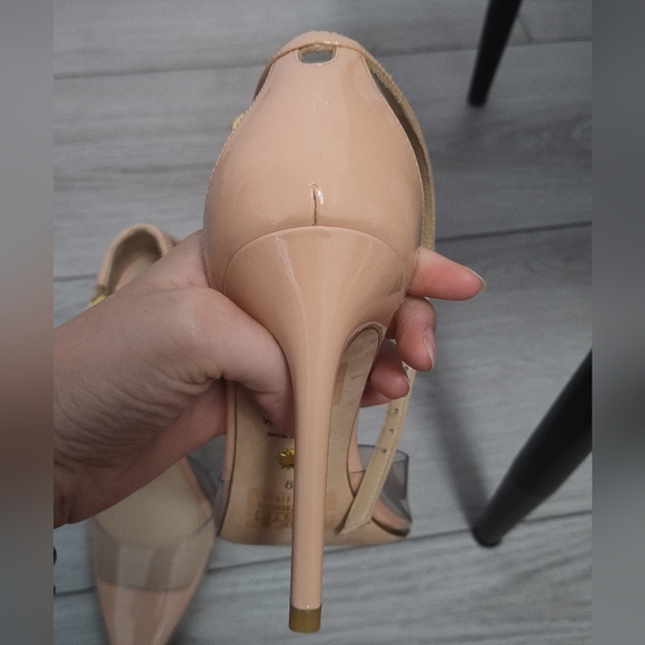 Stuart Weitzman Nude Heels - Picture 4 of 5